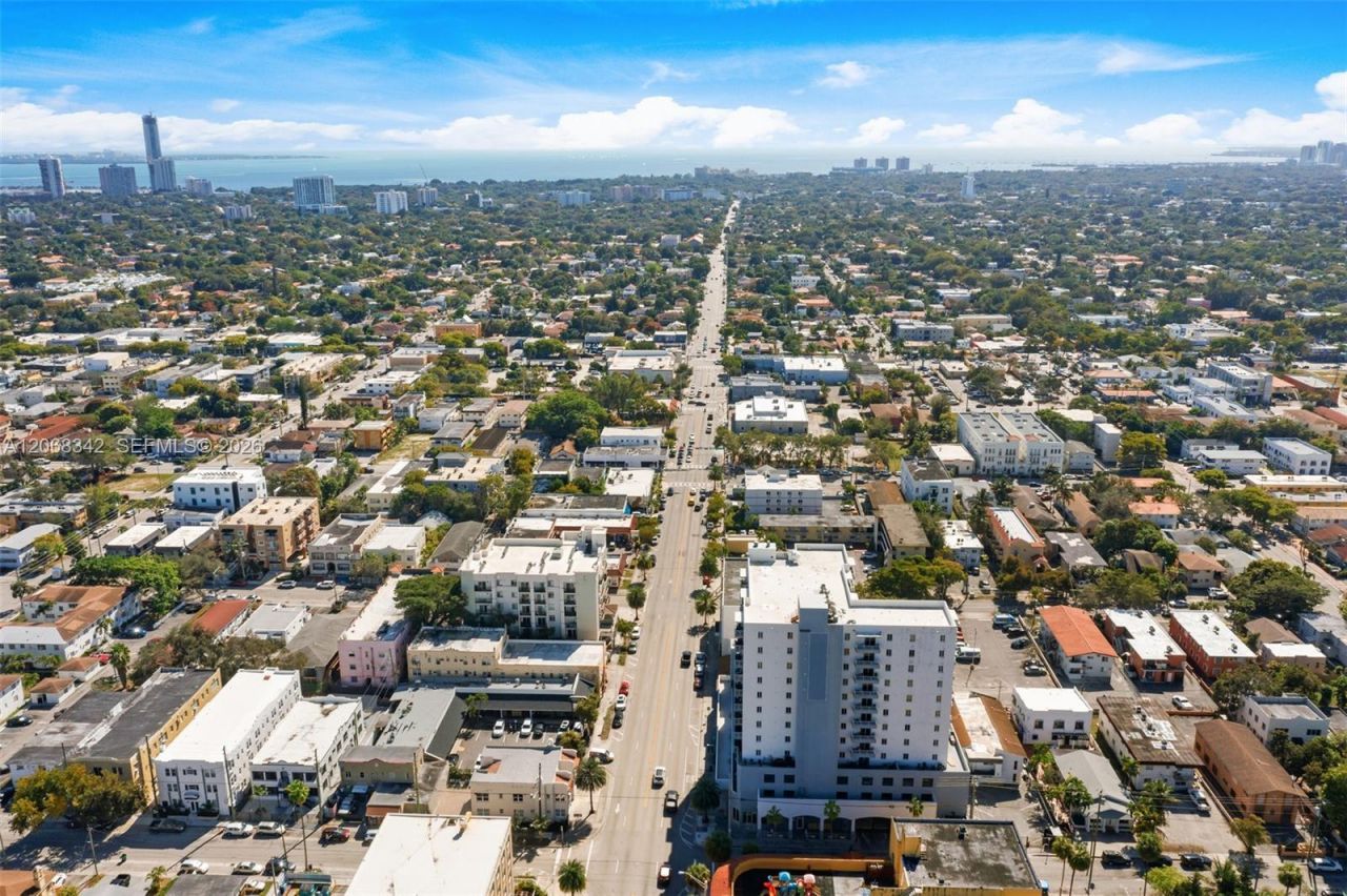 403 SW 12th Ave , Miami, FL 33130 Photo