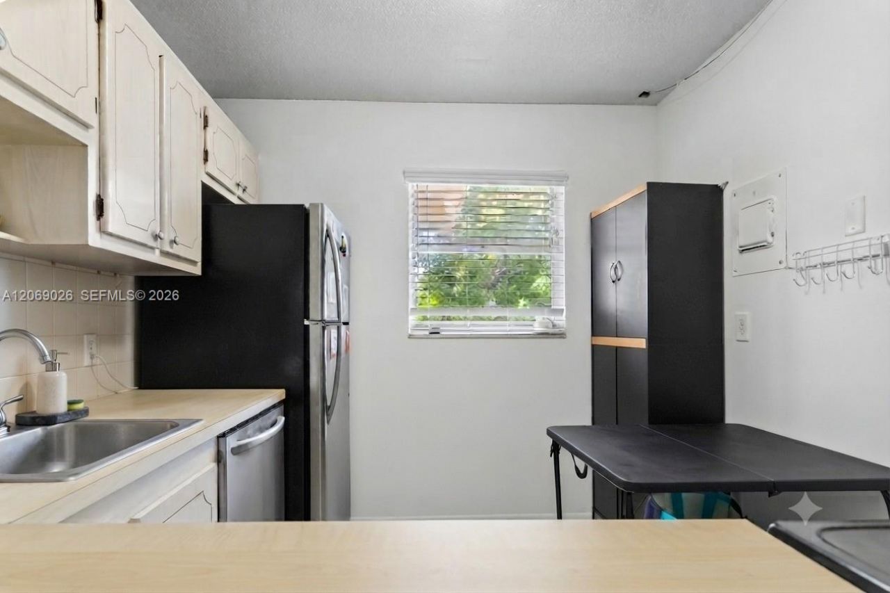 201 Berkley Rd , Unit 309, Hollywood, FL 33024 Photo
