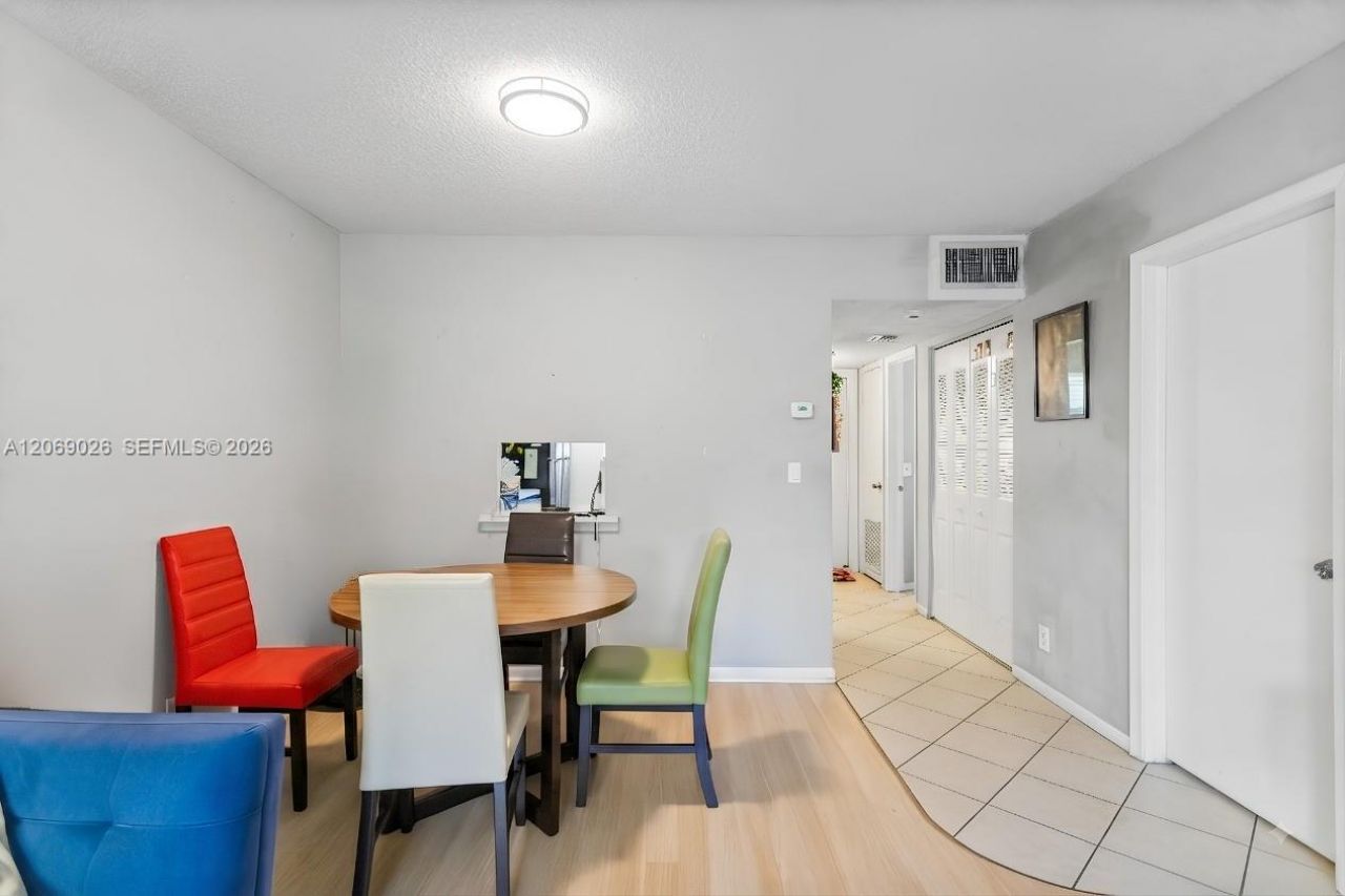 201 Berkley Rd , Unit 309, Hollywood, FL 33024 Photo