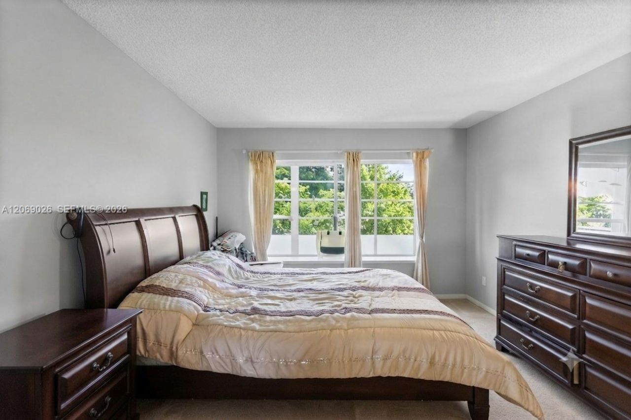 201 Berkley Rd , Unit 309, Hollywood, FL 33024 Photo