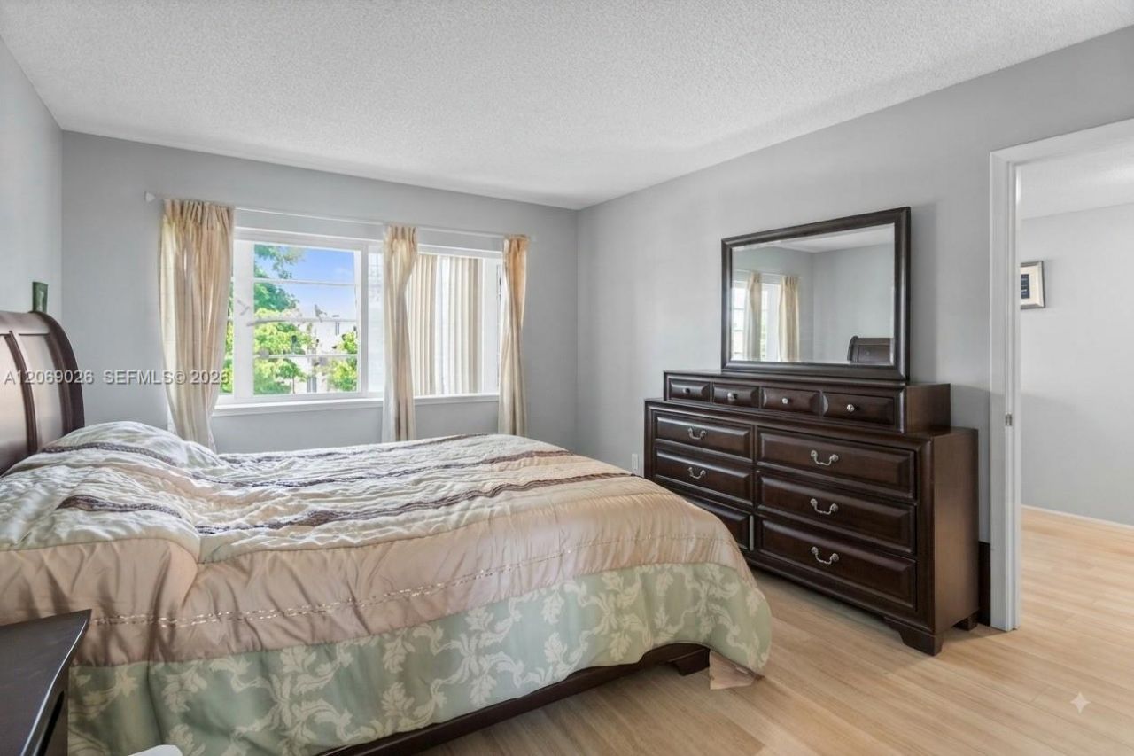 201 Berkley Rd , Unit 309, Hollywood, FL 33024 Photo