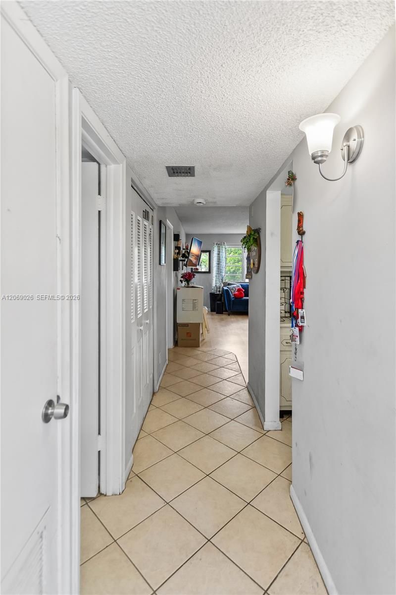 201 Berkley Rd , Unit 309, Hollywood, FL 33024 Photo