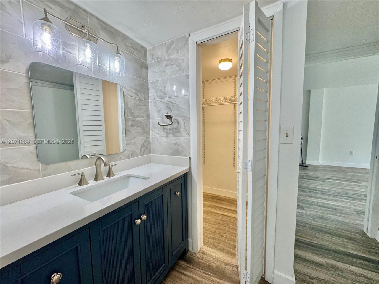 245 18th St, Unit 301, Miami Beach, FL 33139 Photo