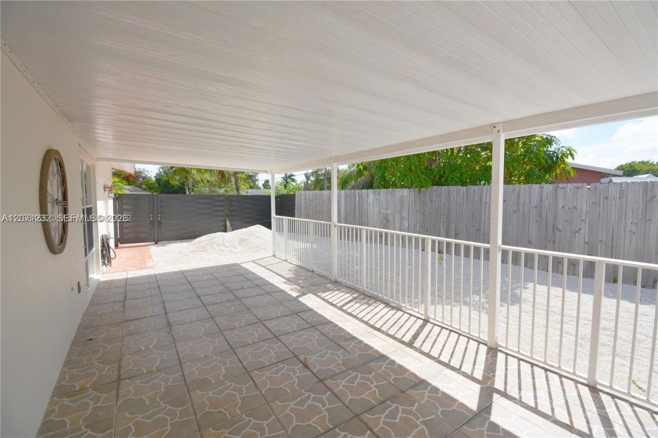 10301 SW 199th St , Cutler Bay, FL 33157 Photo
