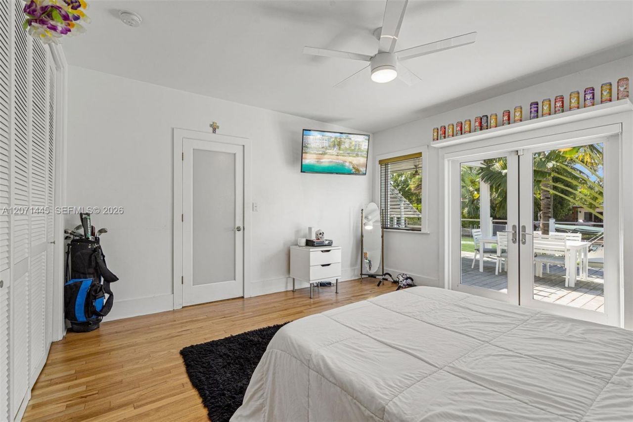7970 Hawthorne Ave , Miami Beach, FL 33141 Photo