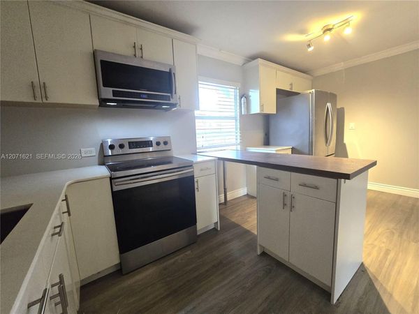 914 SW 8th Avenue , Unit 57, Gainesville, FL 32601