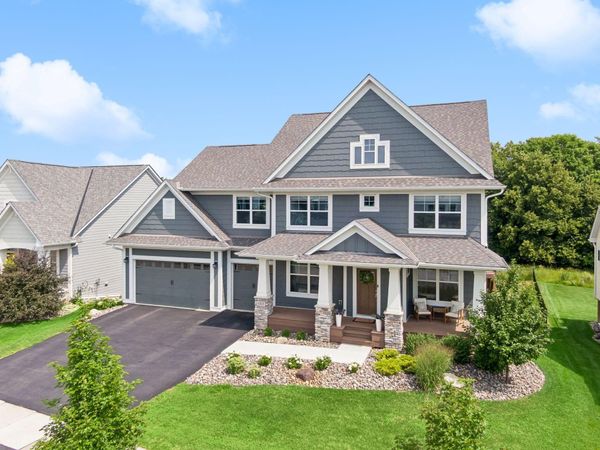4303 Millstone Drive , Chaska, MN 55318