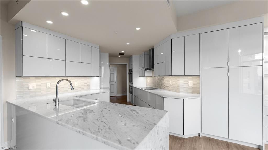 1001 Arbor Lake Dr, Unit 1404/1405, Naples, FL 34110 Photo