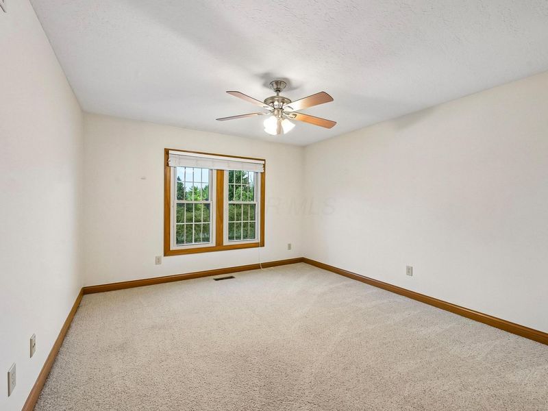 4542 Carrington Way , Hilliard, OH 43026 Photo 4