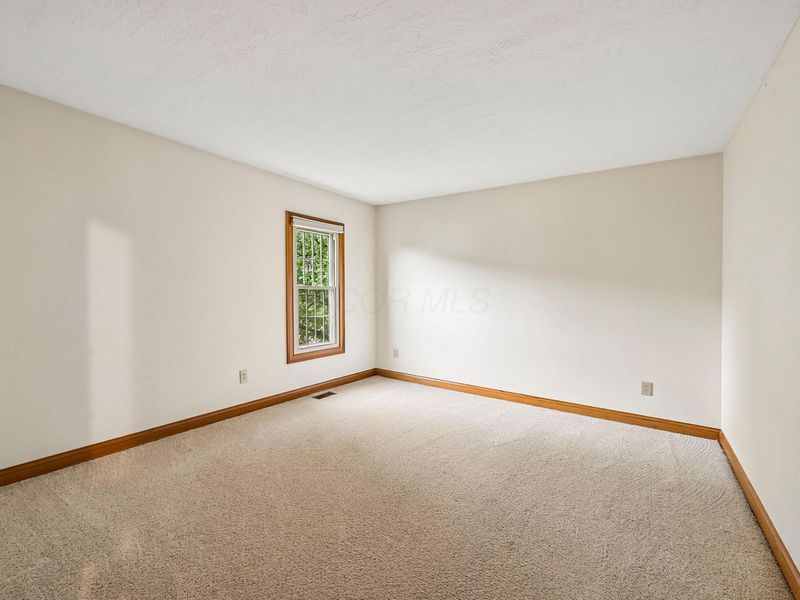 4542 Carrington Way , Hilliard, OH 43026 Photo 8