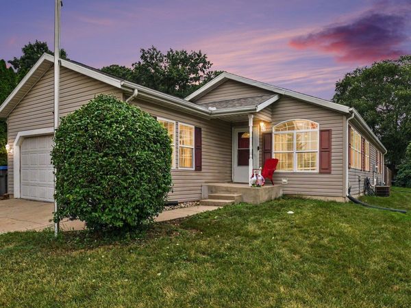 3608 Naples Court, Elkhart, IN 46514