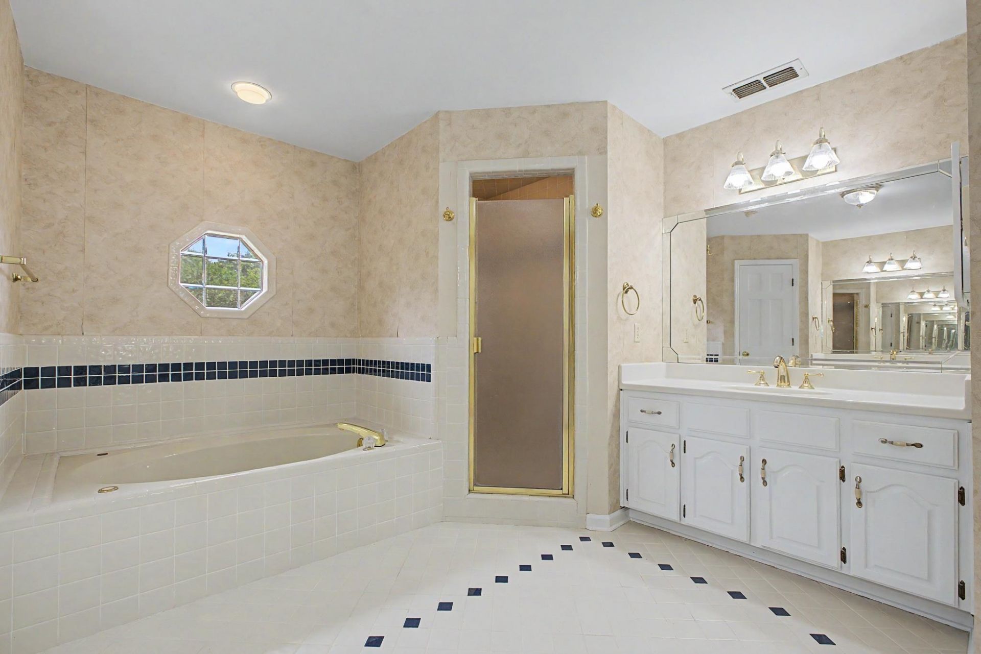 5020 Centennial Oak Circle, Tallahassee, FL 32308 Photo