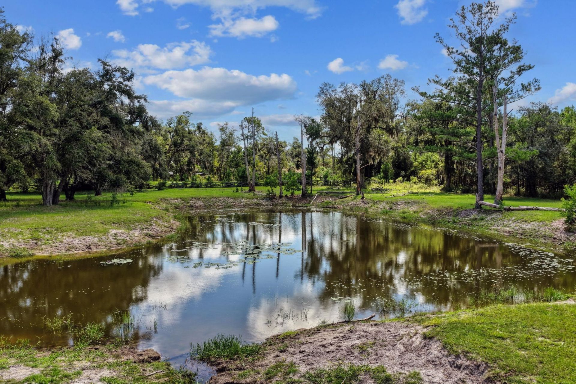 7885 Beach Rd , Perry, FL 32348 Photo