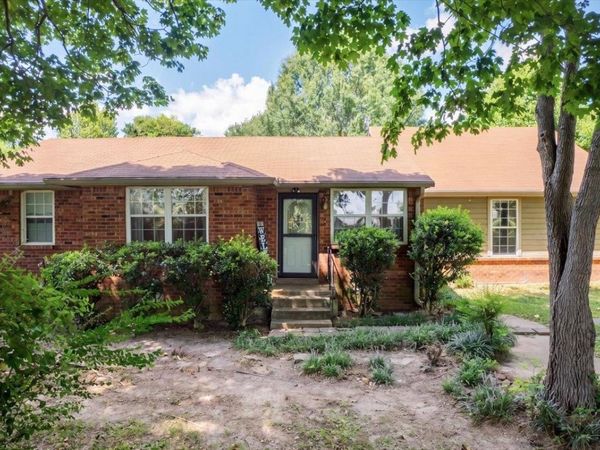 7780 STATE LINE RD, Memphis, TN 38125