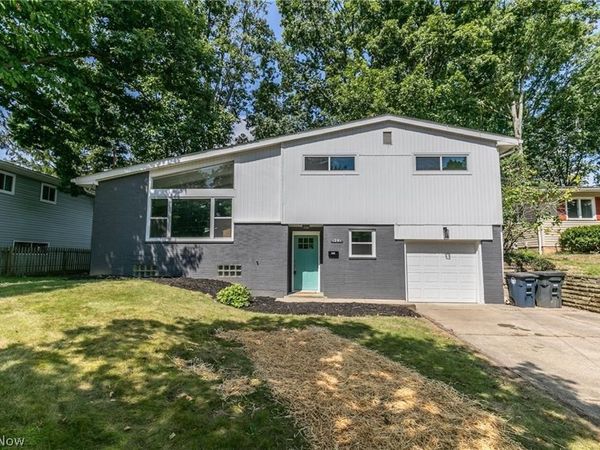 1291 Winhurst Drive , Akron, OH 44313
