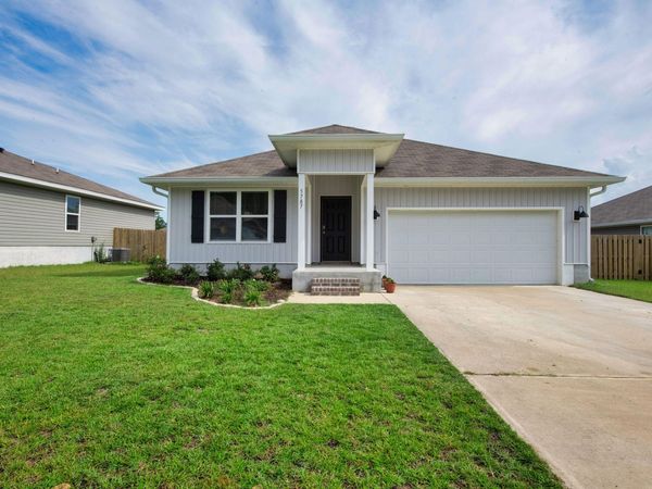 5787 Belmont Stakes Road, Bellview, FL 32526