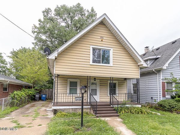 5435 Douglas Road , Toledo, OH 43613