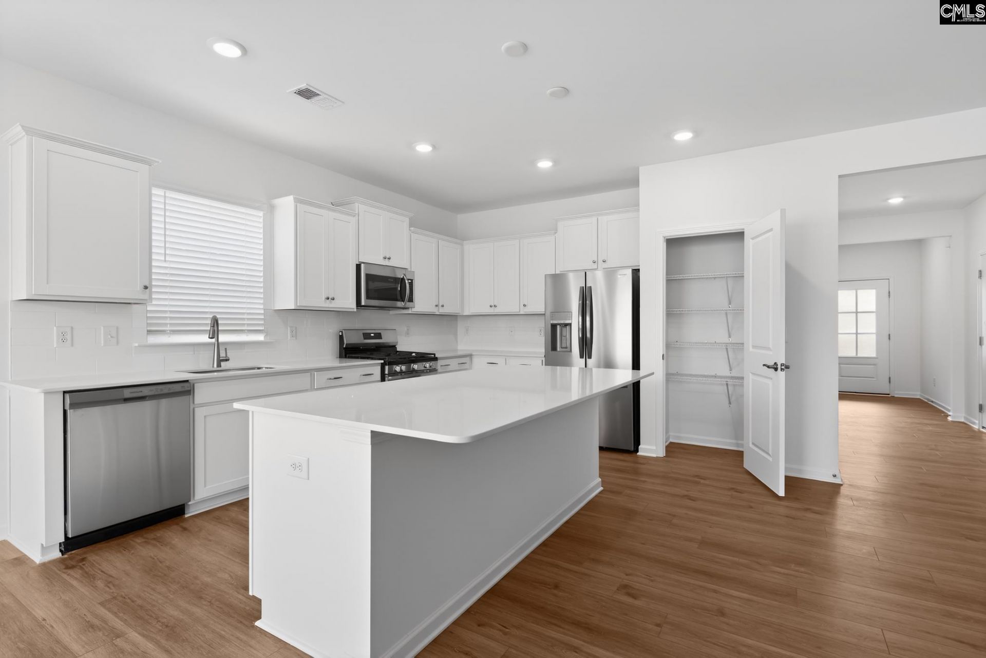 323 Hazelmount Road Photo 11