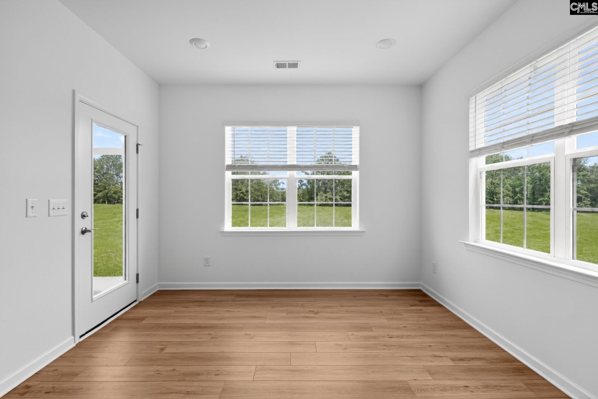 323 Hazelmount Road Photo 16