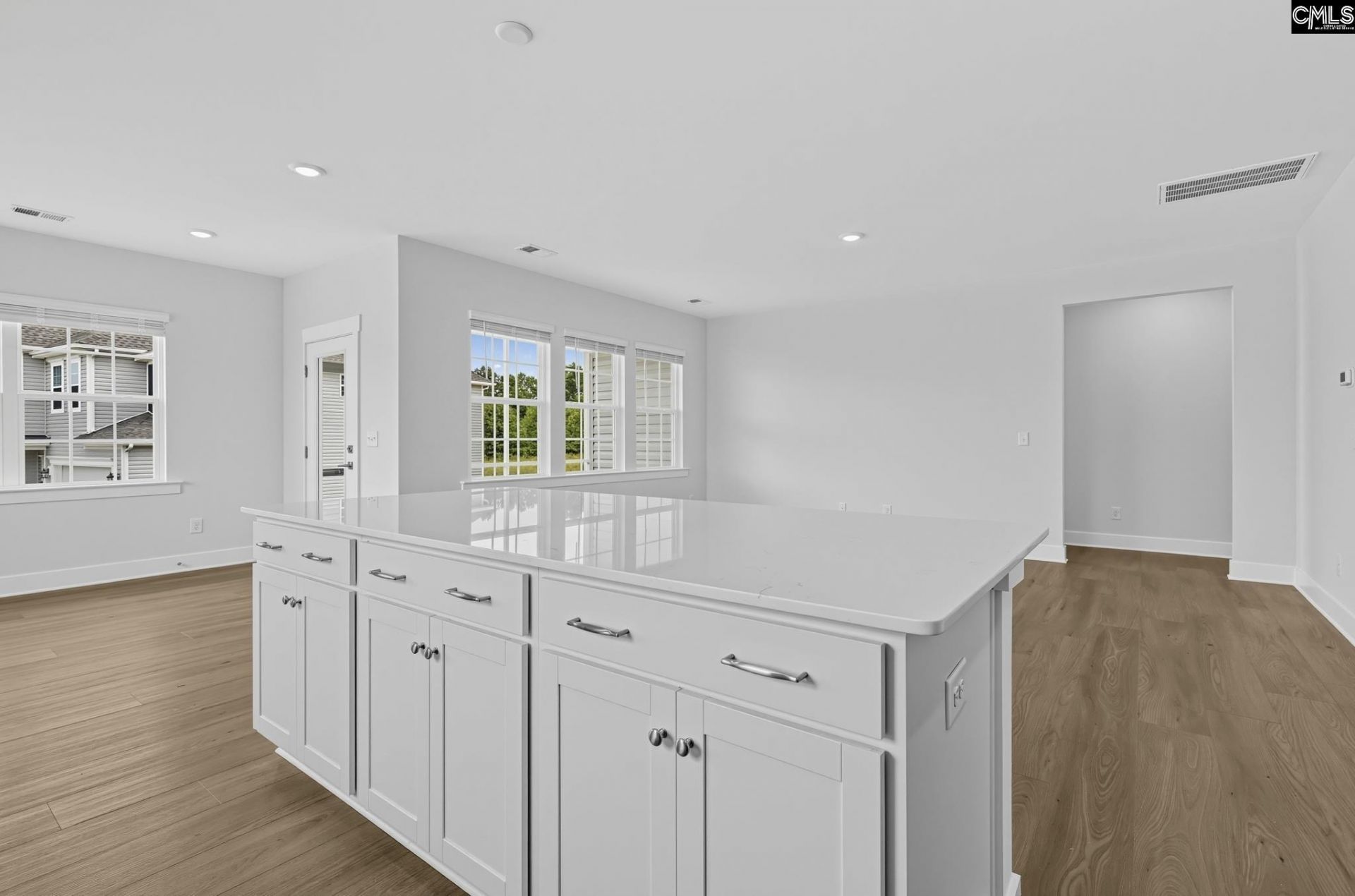 323 Hazelmount Road Photo 18