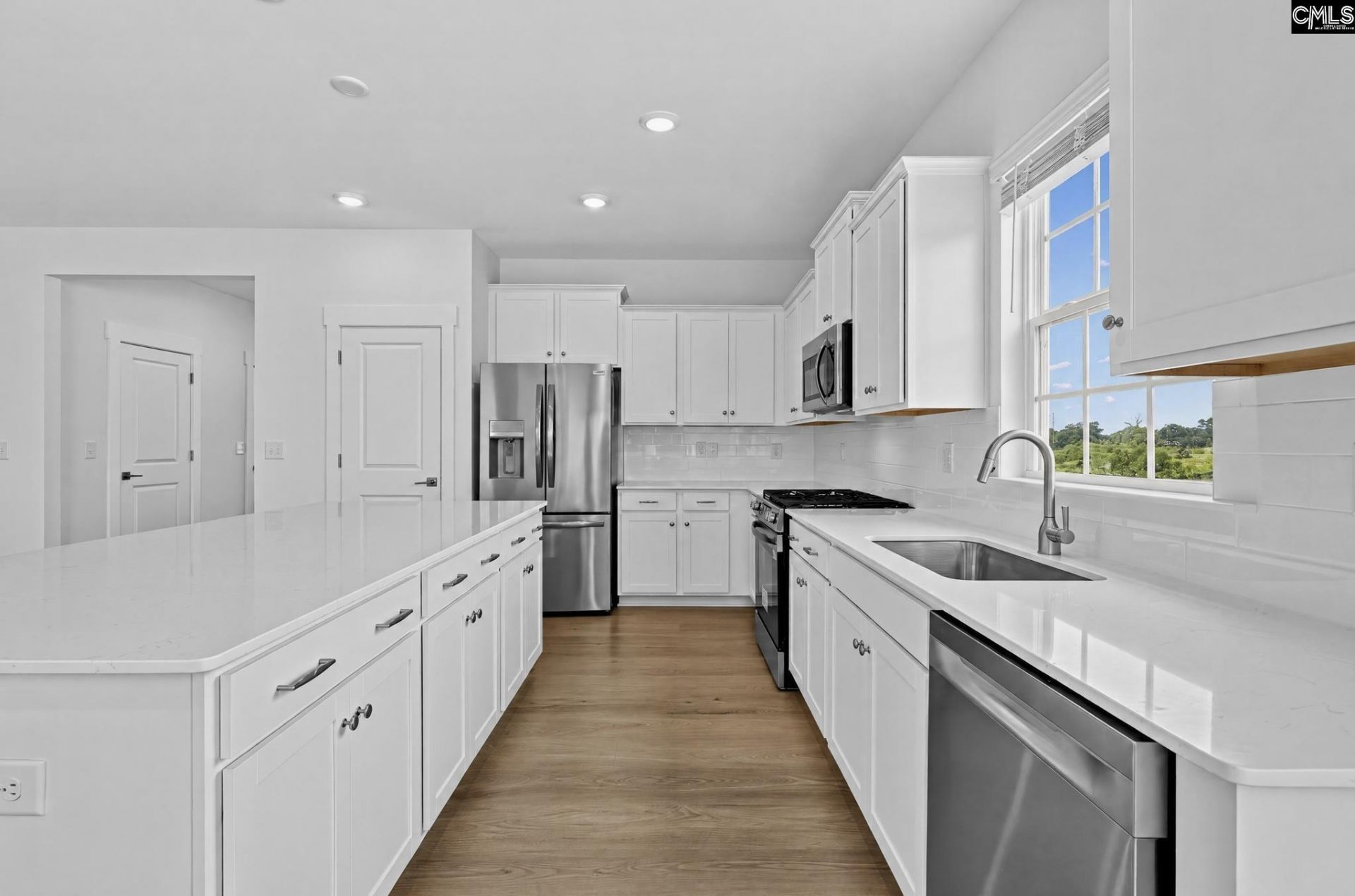 323 Hazelmount Road Photo 8