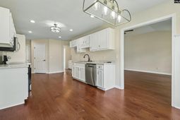 3 Rushwood Court photo 4