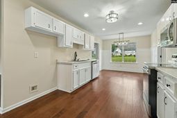 3 Rushwood Court photo 4
