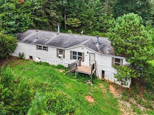 276 Wilderness Camp Road SE, White, GA 30184