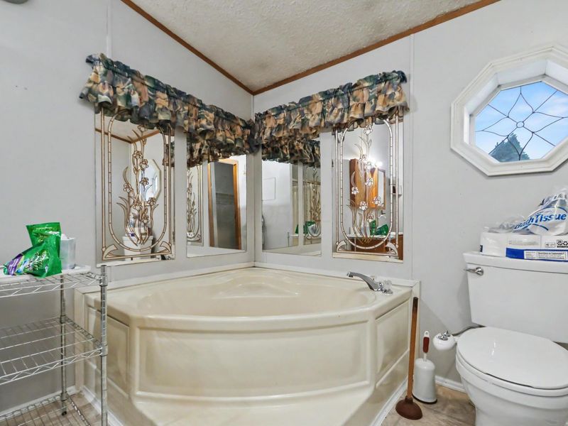 4809 Ohio 181 , Crestline, OH 44827 Photo 15
