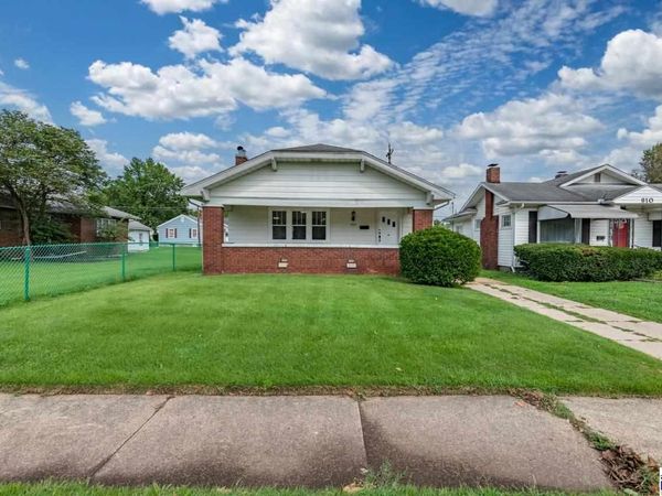 908 S 25th Street, Terre Haute, IN 47803