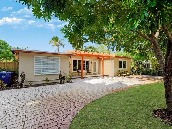 401 NW 21ST Court, Wilton Manors, FL 33311
