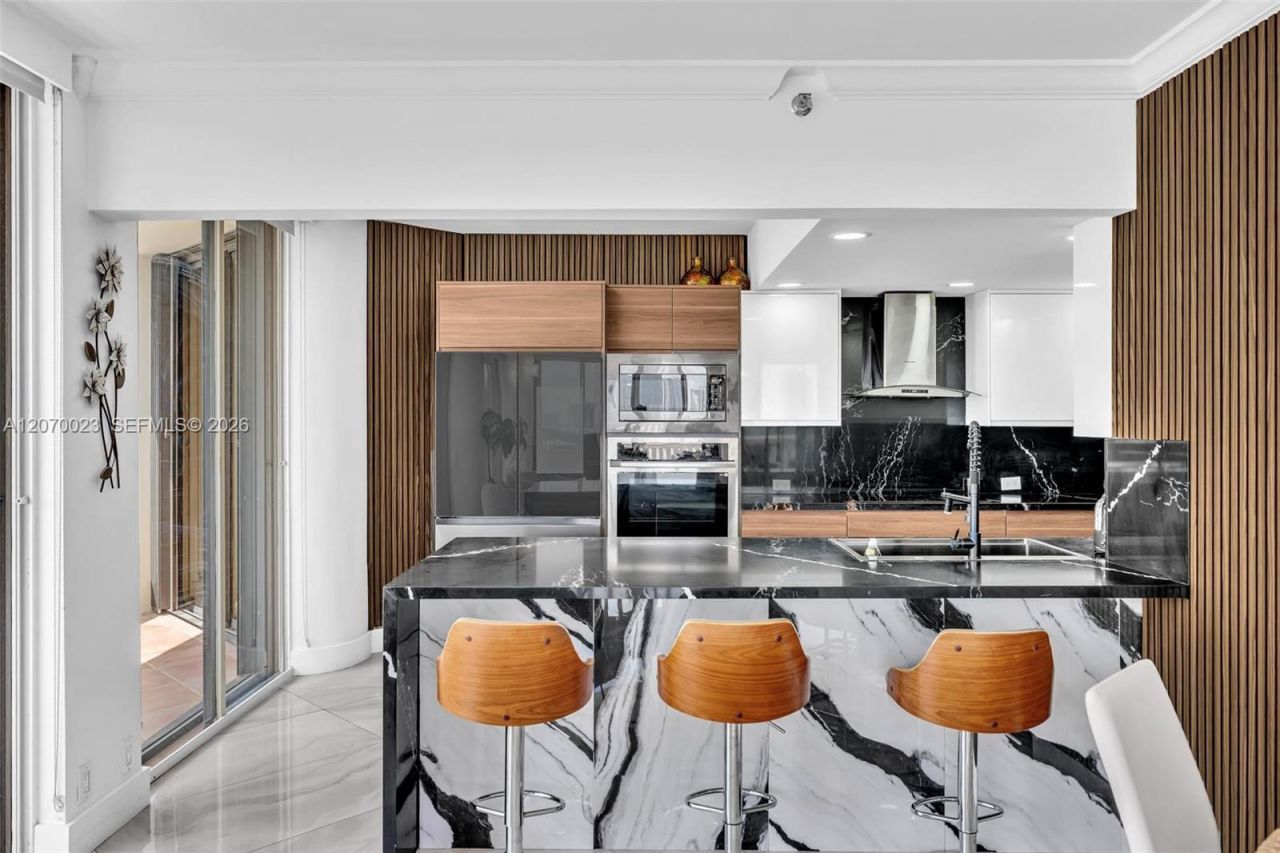 3000 Island Blvd, Unit 1106, Aventura, FL 33160 Photo