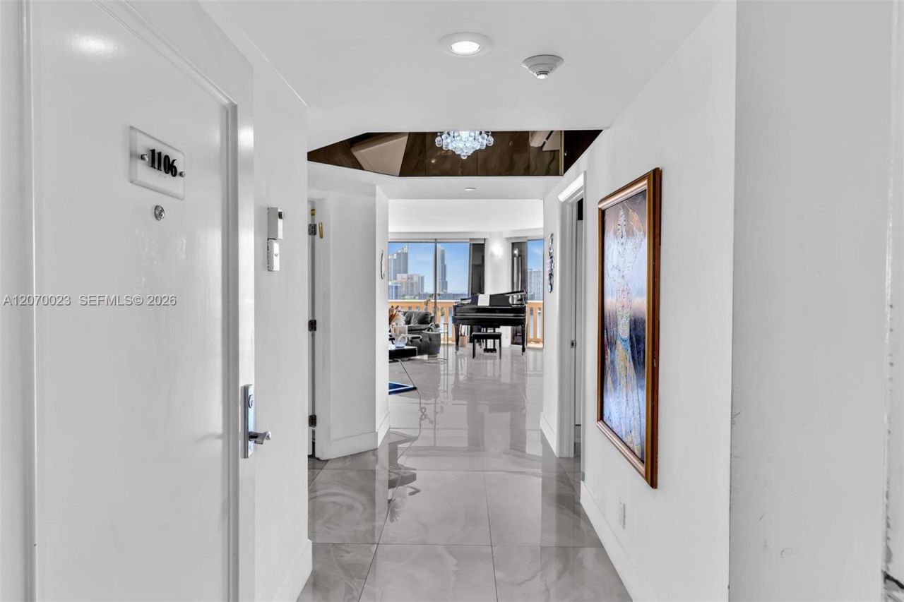 3000 Island Blvd, Unit 1106, Aventura, FL 33160 Photo