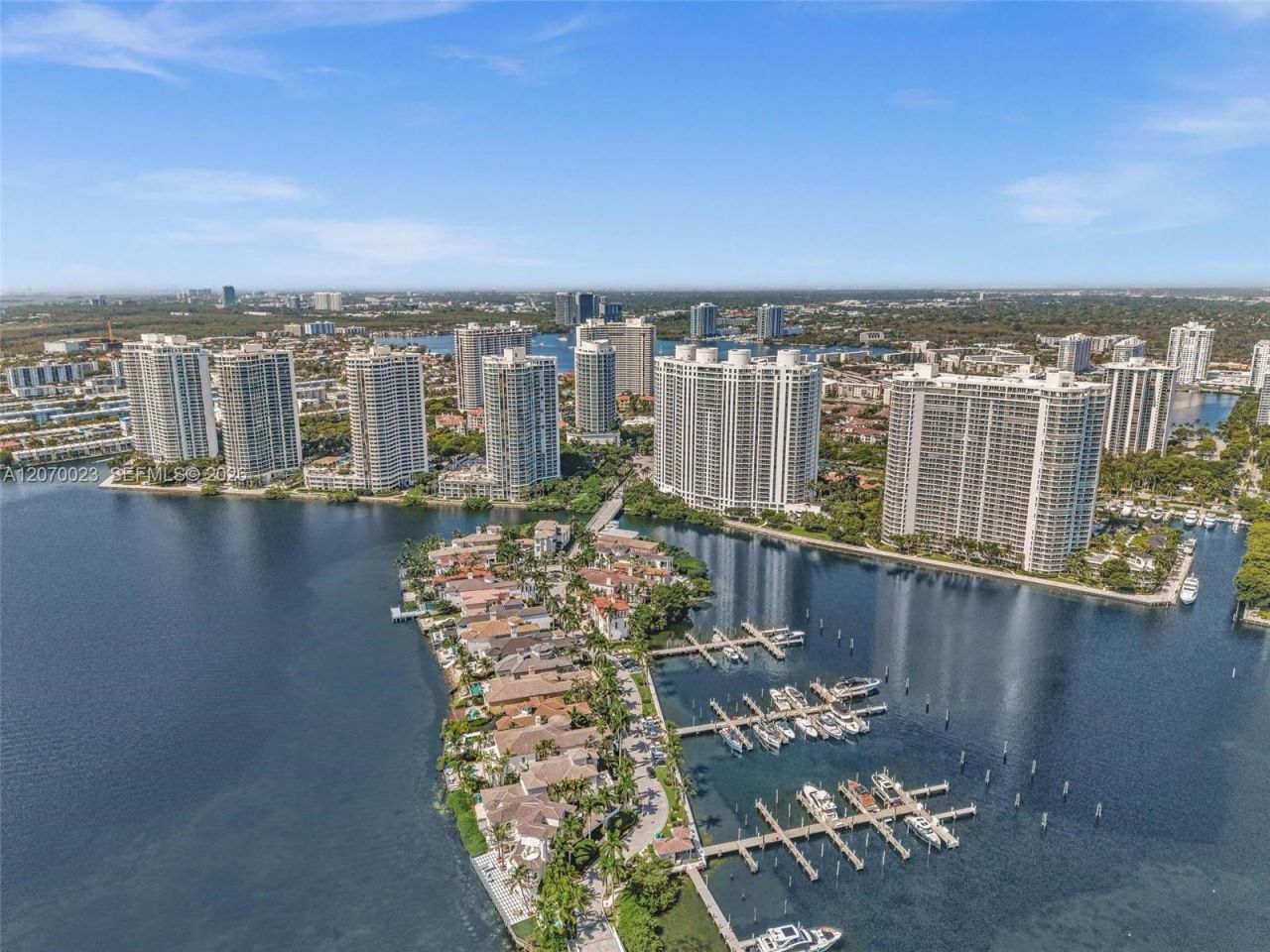 3000 Island Blvd, Unit 1106, Aventura, FL 33160 Photo