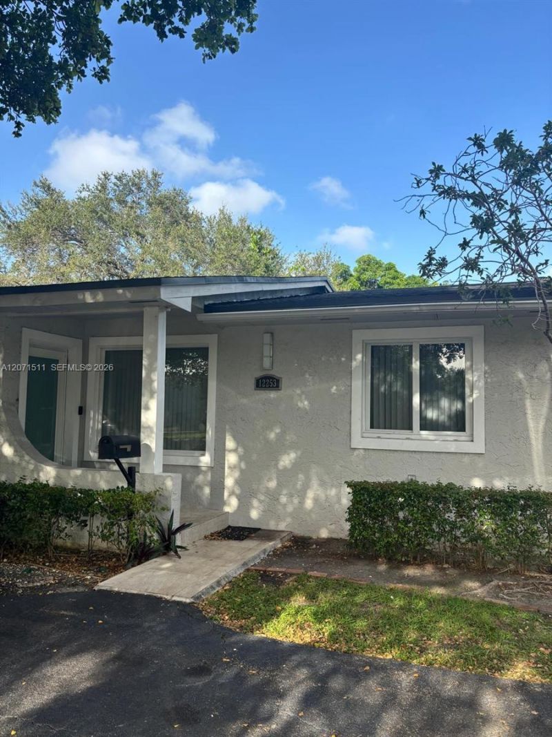 12253 SW 82nd Ave, Pinecrest, FL 33156 Photo