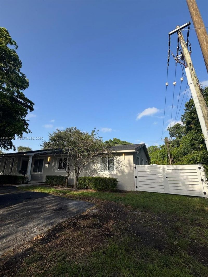 12253 SW 82nd Ave, Pinecrest, FL 33156 Photo