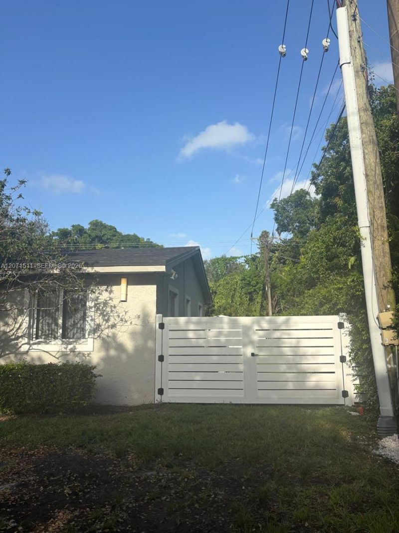 12253 SW 82nd Ave, Pinecrest, FL 33156 Photo