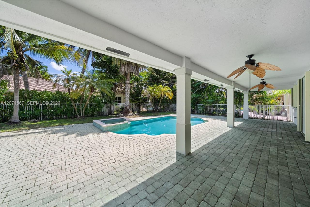 1855 Hidden Trail Ln , Weston, FL 33327 Photo