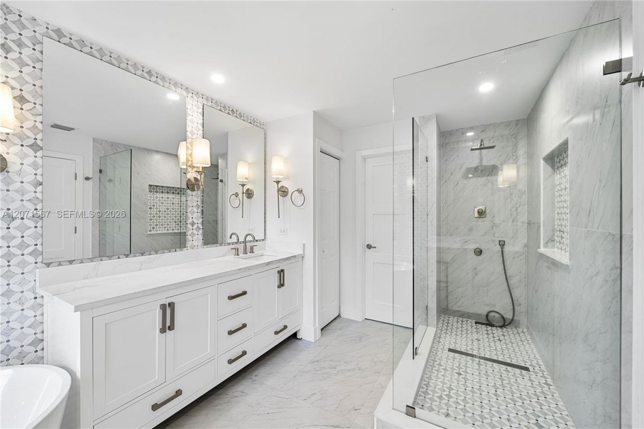 1855 Hidden Trail Ln, Weston, FL 33327 Photo