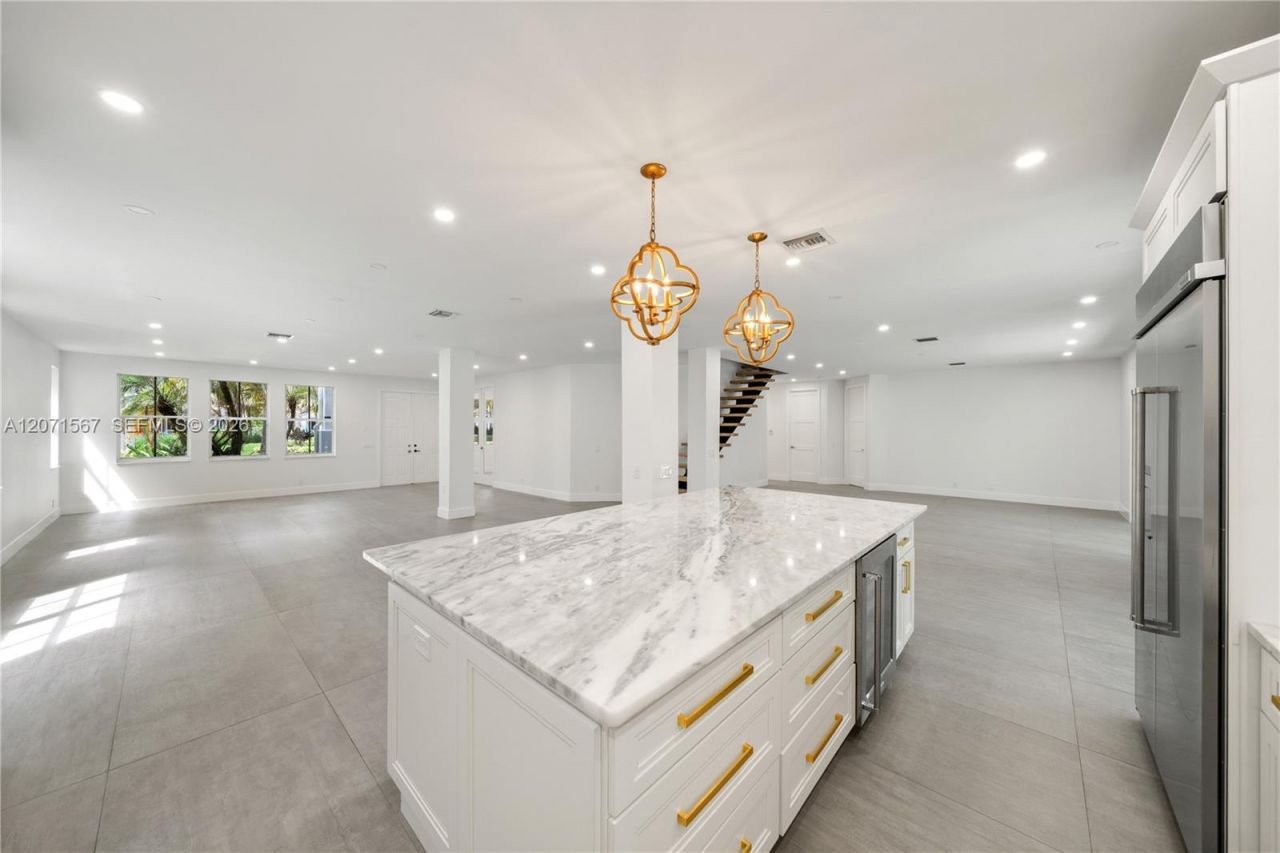1855 Hidden Trail Ln , Weston, FL 33327 Photo
