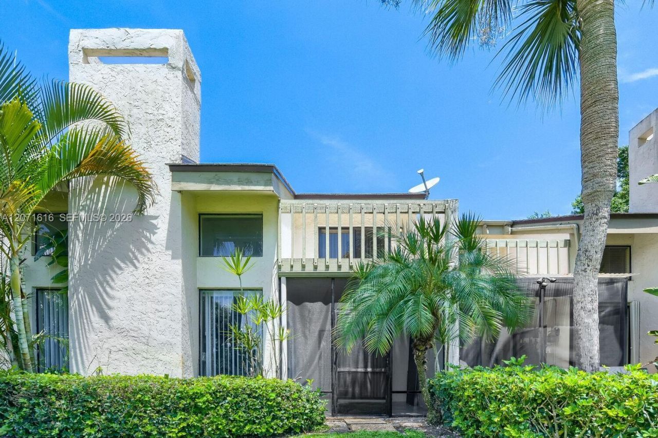 5988 Glendale, Boca Raton, FL 33433 Photo