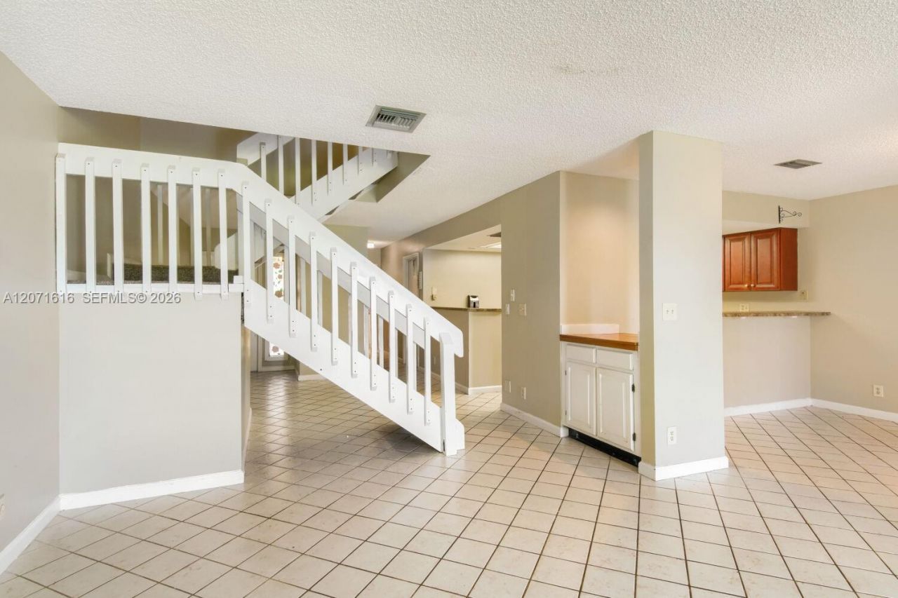 5988 Glendale, Boca Raton, FL 33433 Photo