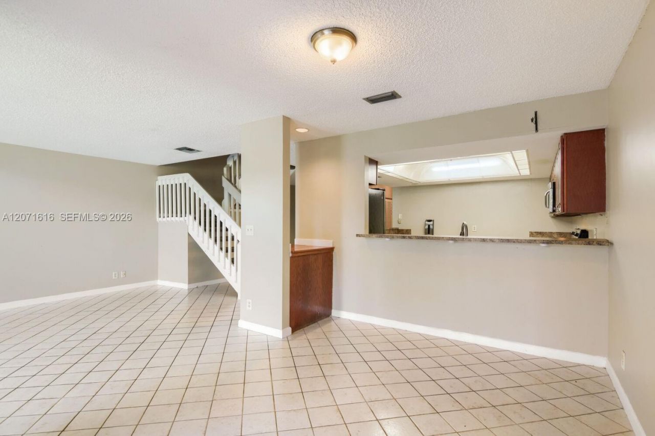 5988 Glendale, Boca Raton, FL 33433 Photo