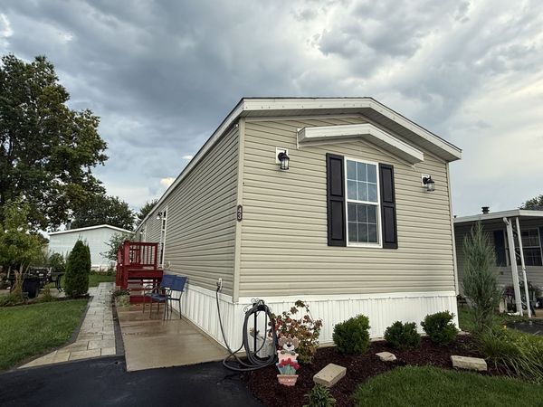 43 Saint Michaels Drive , Bourbonnais, IL 60914