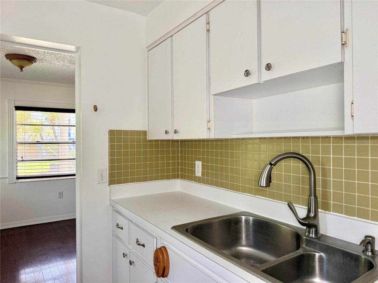 350 79th Ave N, Unit 102, Saint Petersburg, FL 33702 Photo