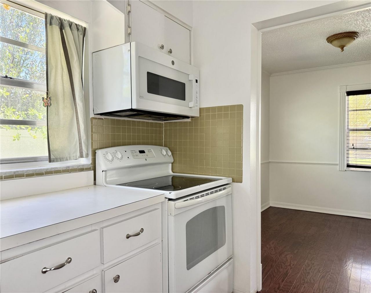 350 79th Ave N, Unit 102, Saint Petersburg, FL 33702 Photo