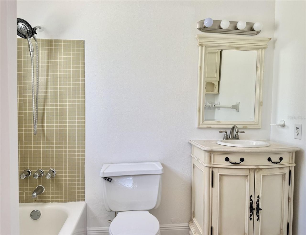 350 79th Ave N, Unit 102, Saint Petersburg, FL 33702 Photo