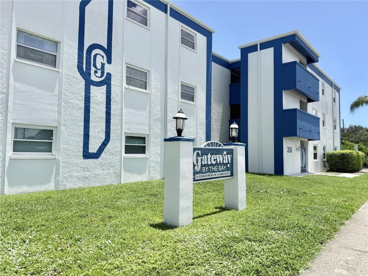350 79th Ave N, Unit 102, Saint Petersburg, FL 33702 Photo