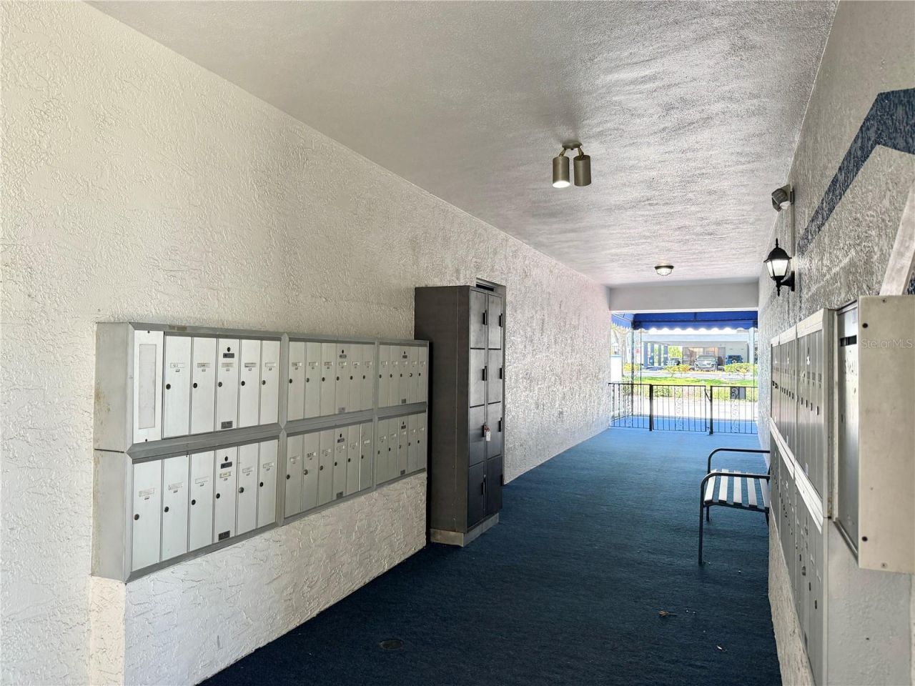350 79th Ave N, Unit 102, Saint Petersburg, FL 33702 Photo