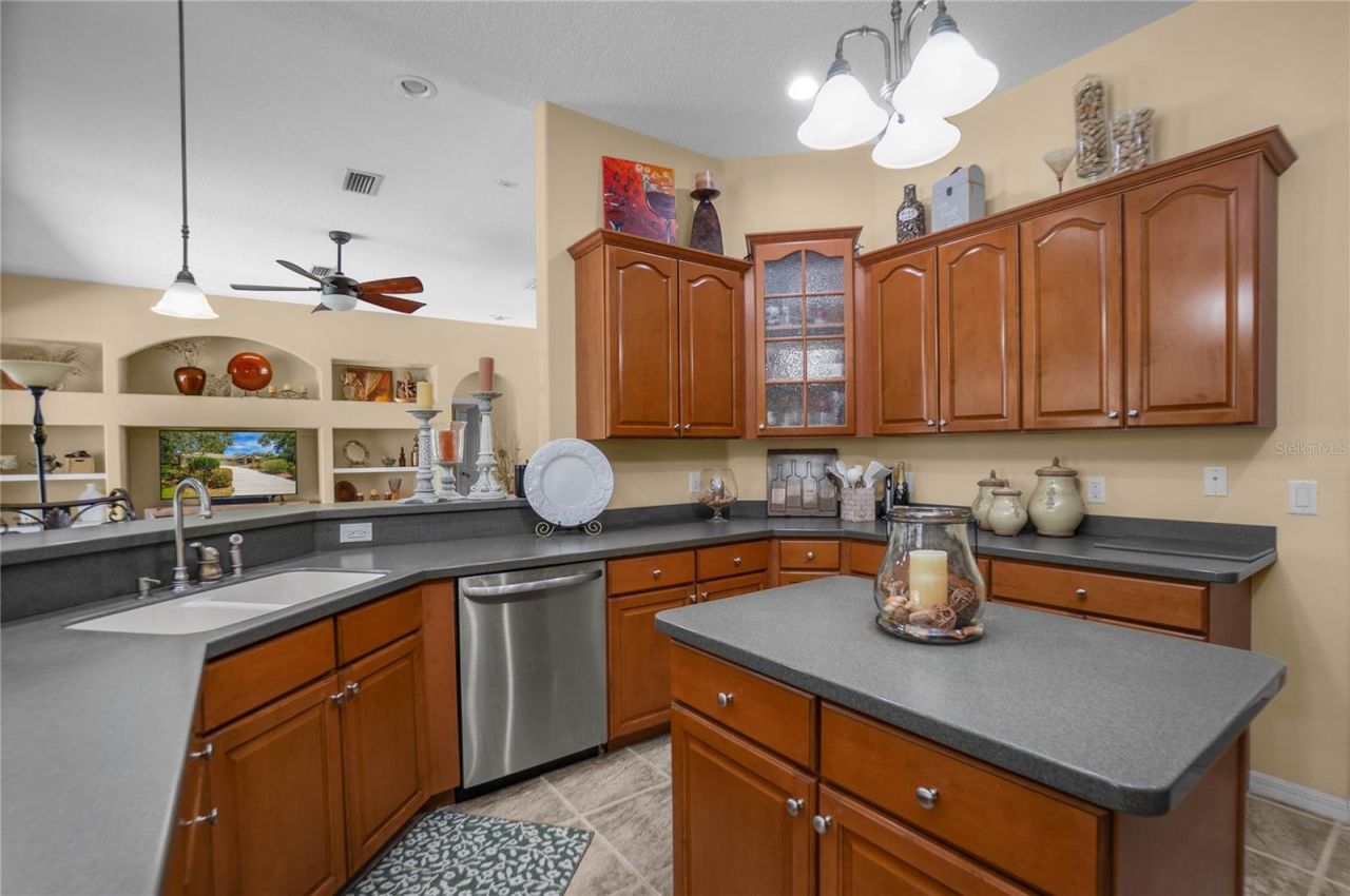9807 E Lake Tahoe Drive , Inverness, FL 34450 Photo